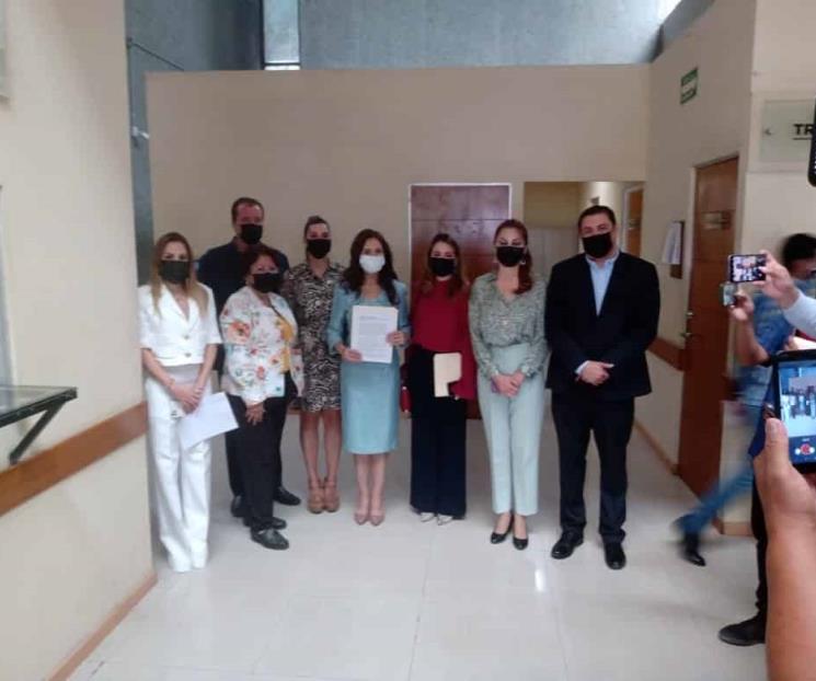 Propone PRI línea telefónica para atención psicológica