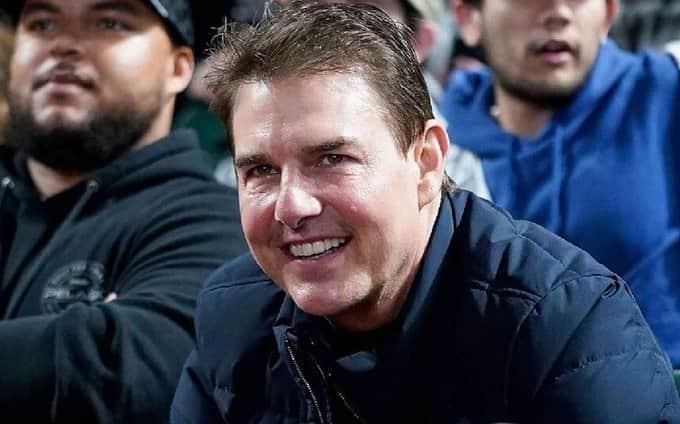 Tom Cruise luce irreconocible
