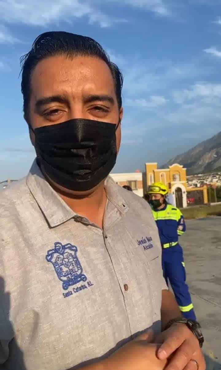 Se suma alcalde de Santa, Jesús Nava, a Apadrina una Escuela
