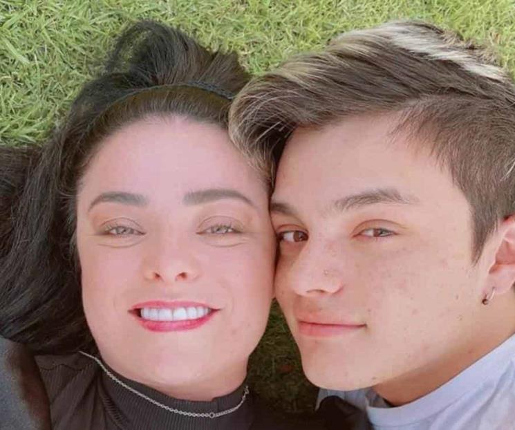 Hijo de Violeta Isfel quiere quitarse apellido de su padre