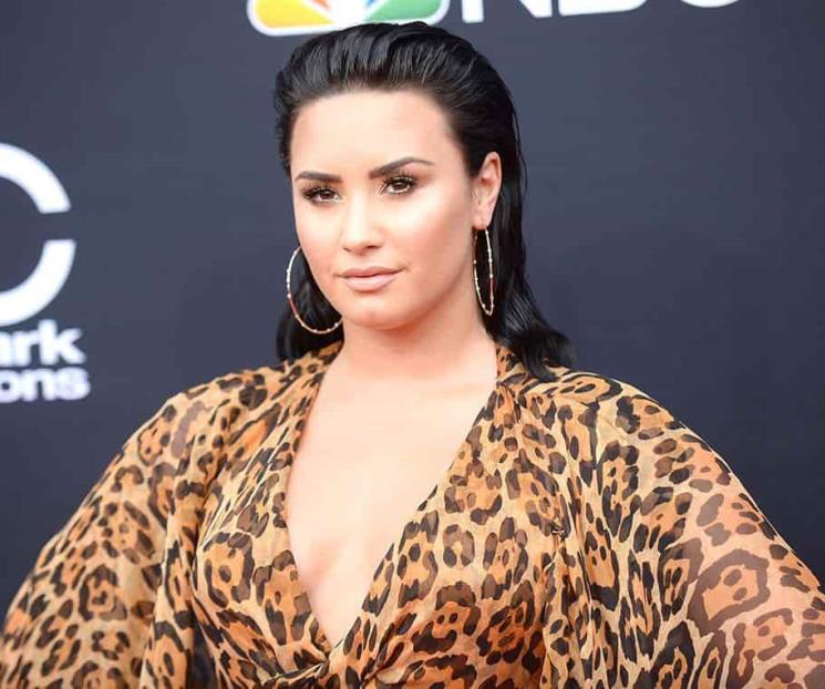 Pide Lovato no llamar aliens a extraterrestres