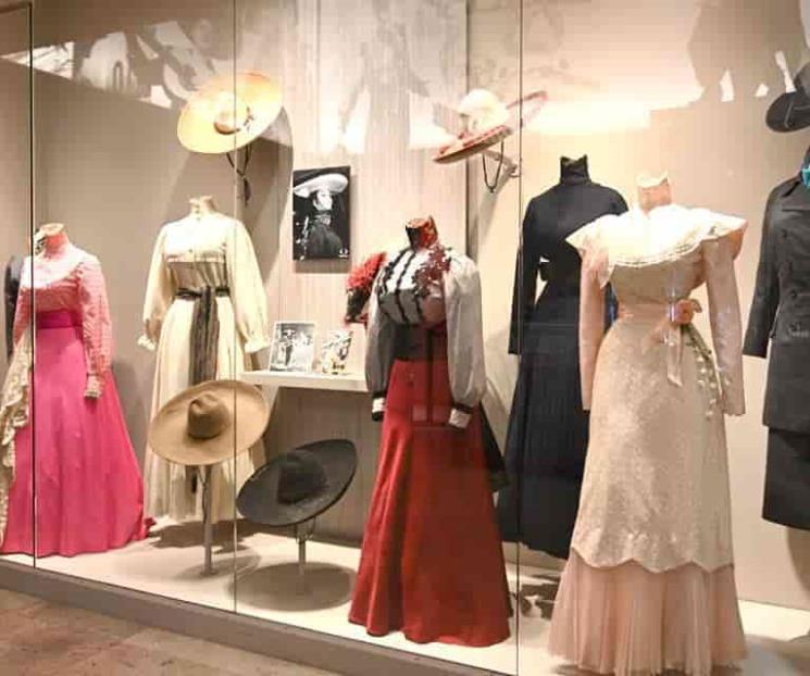 Abordan la historia de la novela en 3 Museos