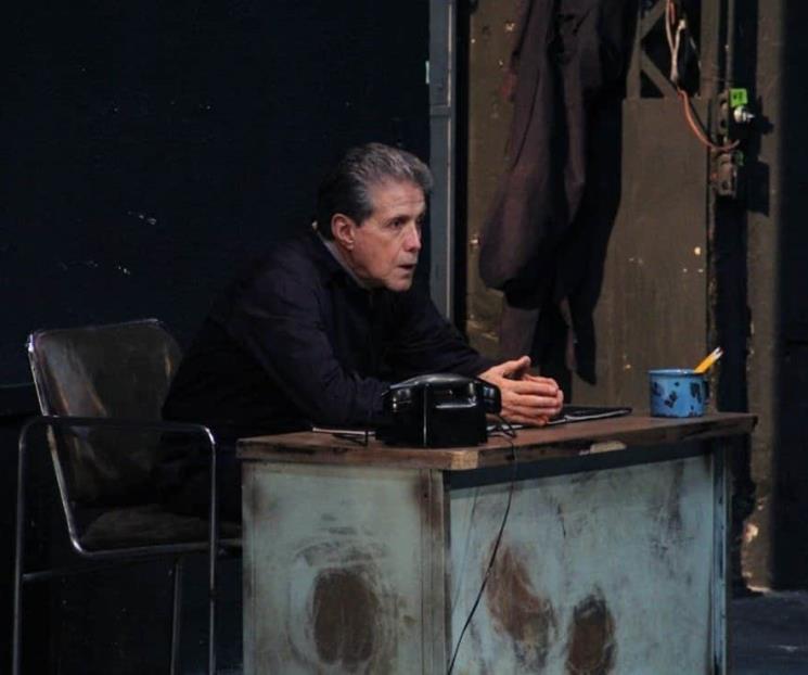 Héctor Bonilla vuelve al teatro tras contratiempo de salud