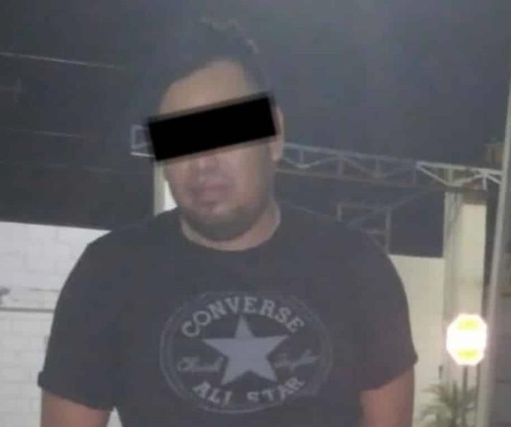 Detienen a taxista por asalto