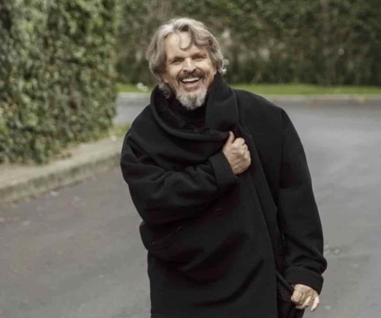 Anuncian fecha para inicio de grabación de serie de Bosé