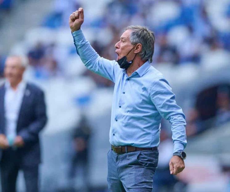 Valora Holan victoria difícil