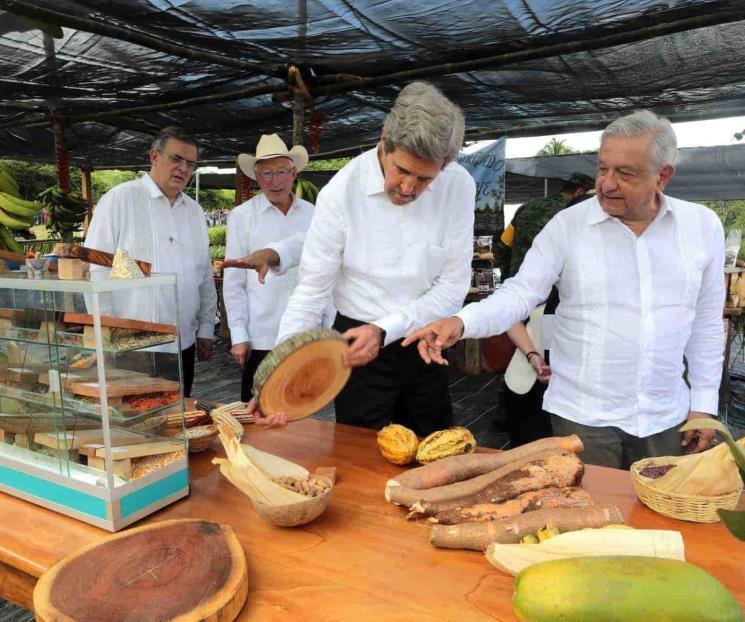 AMLO destaca modernización de plantas hidroeléctricas