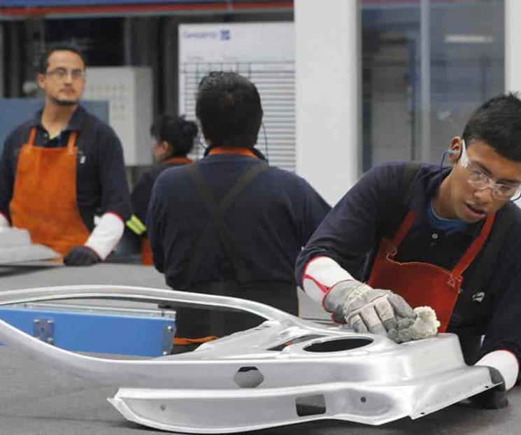 SE destaca inversión en la industria automotriz SE destaca inversión en la industria automotriz