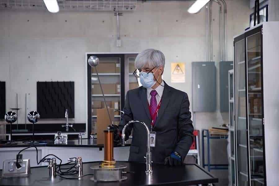 Nanopartículas bajo el microscopio en laboratorios Tec