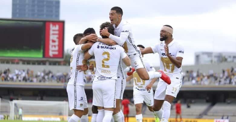 Corozo rescata a Pumas