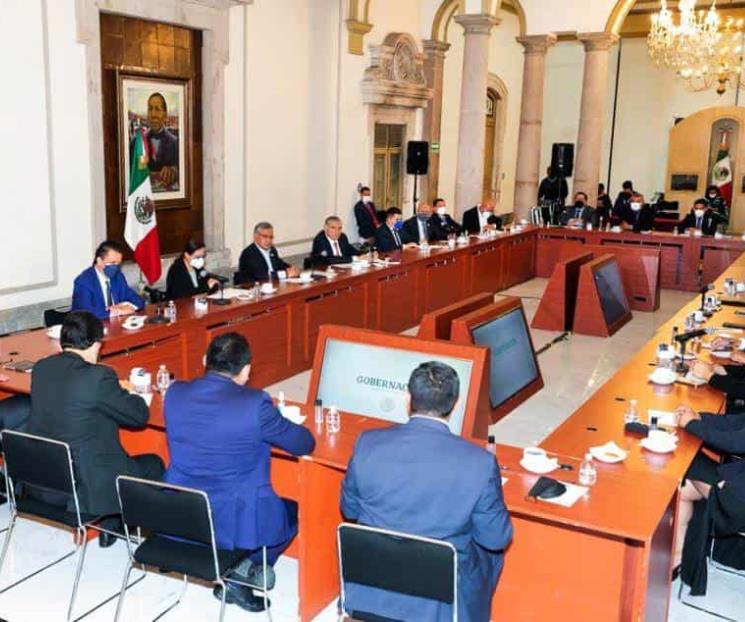 Sostienen reunión de trabajo el SNTE y la SEGOB