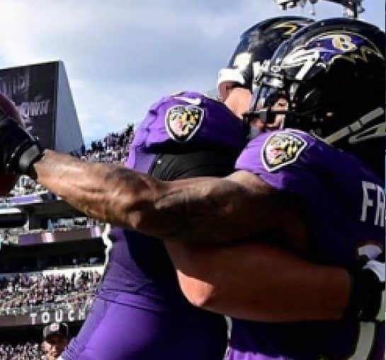 Vikingos doman a Panteras Vikingos doman a Panteras