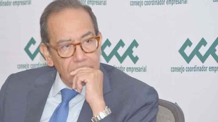 Estalla CCE contra Bartlett