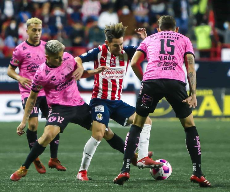 Suma Chivas otro puntito