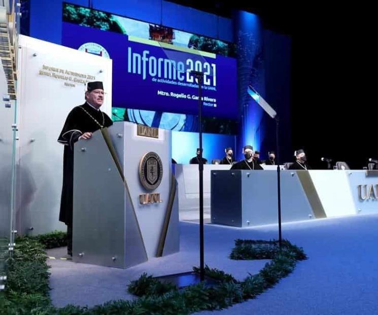 Logra Rogelio Garza incremento en matrícula y cobertura