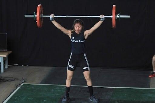 Se sube regia al podio en Panamericano de Pesas