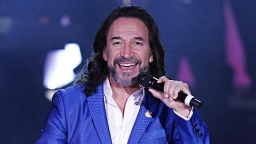 Marco Antonio Solís quiere contar su vida