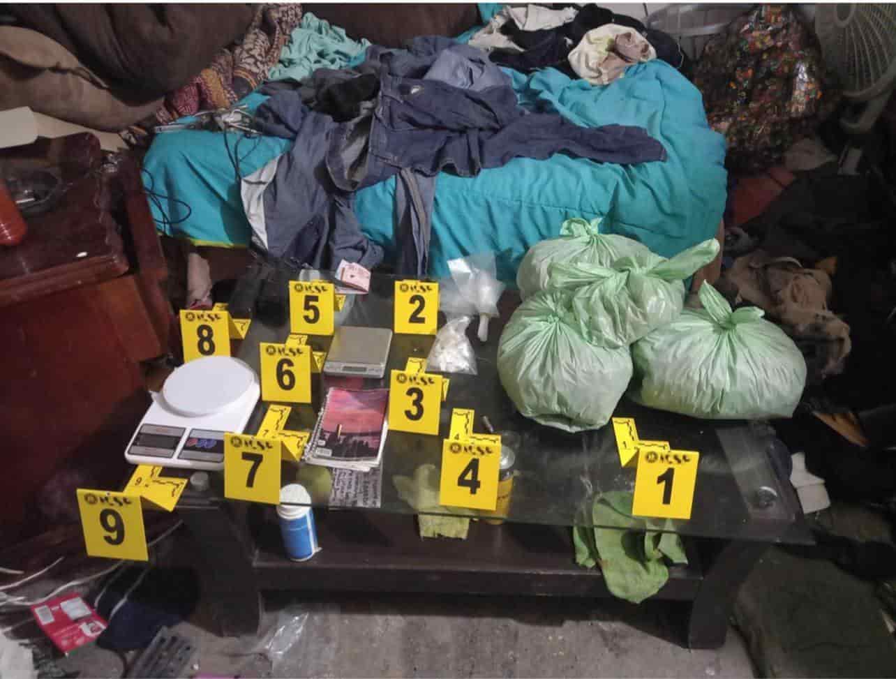 En distintos cateos, se detuvo a nueve personas, entre ellas cuatro mujeres, además de asegurarse droga