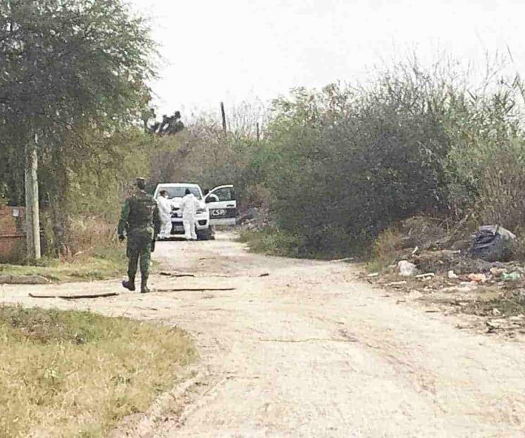 Asesinan a machetazos y lo abandonan en brecha