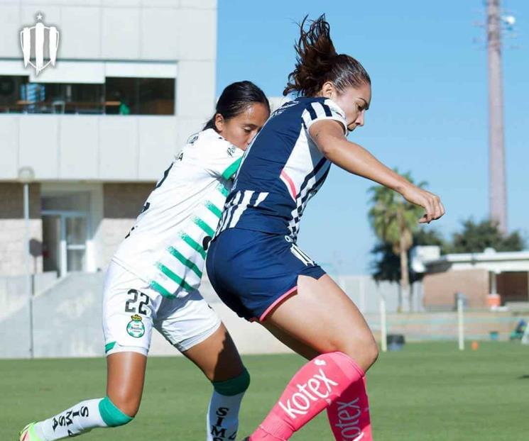 Vencen Rayadas a Santos en duelo amistoso