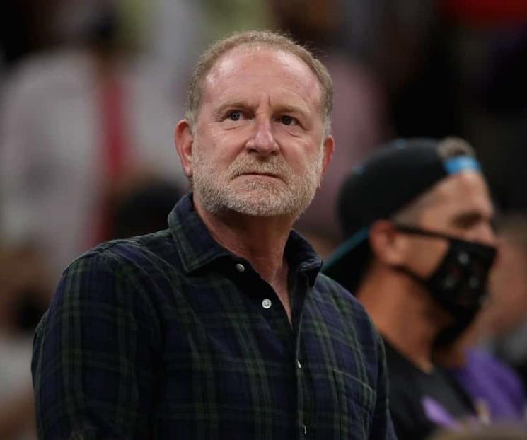 Dueño de Suns, acusado de racismo y acoso sexual