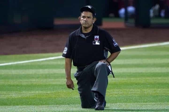 Con ampayer mexicano en la Serie Mundial