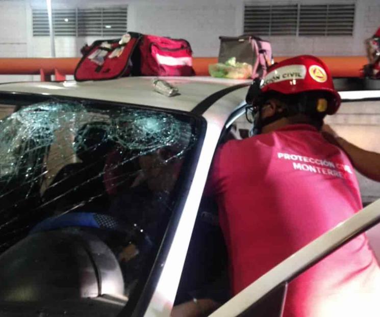 Queda atrapado en estrellamiento