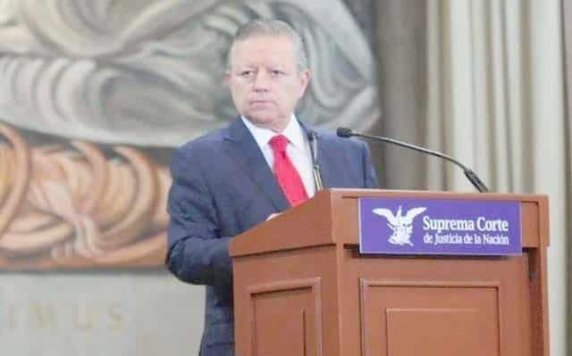 Castiga prisión preventiva  a pobreza: Zaldívar