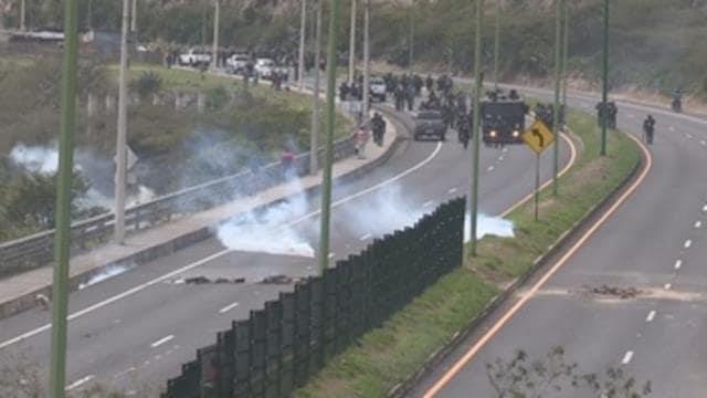 Sigue bloqueo de vías en Ecuador