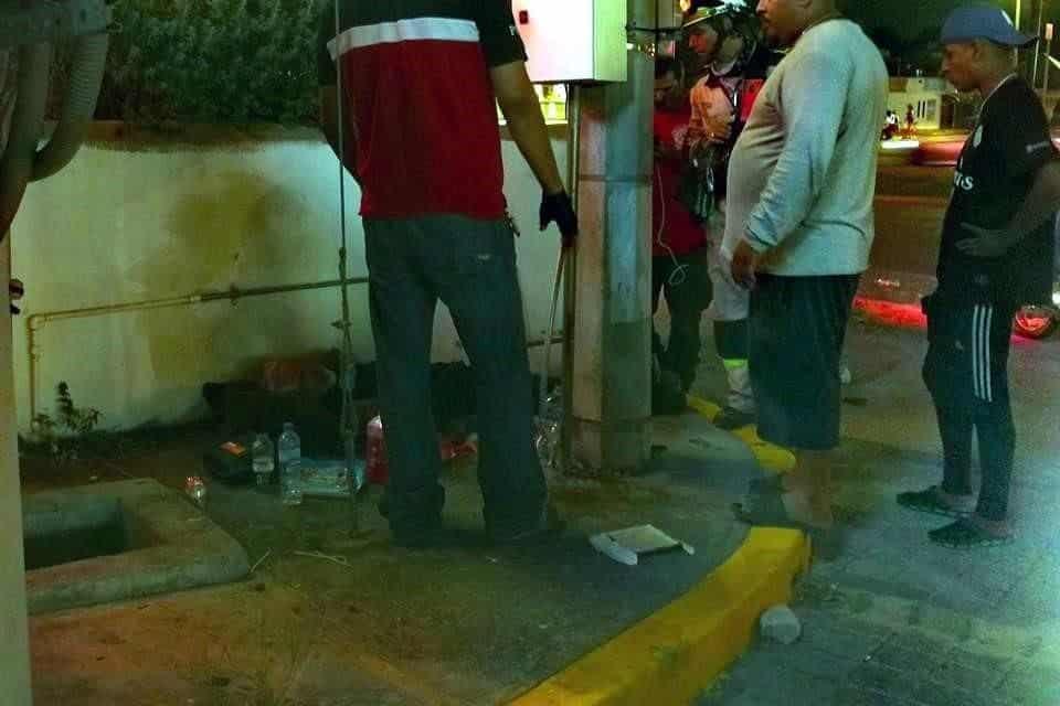 permaneció dos días tirado en una baqueta, después de que fuera atropellado por un vehículo