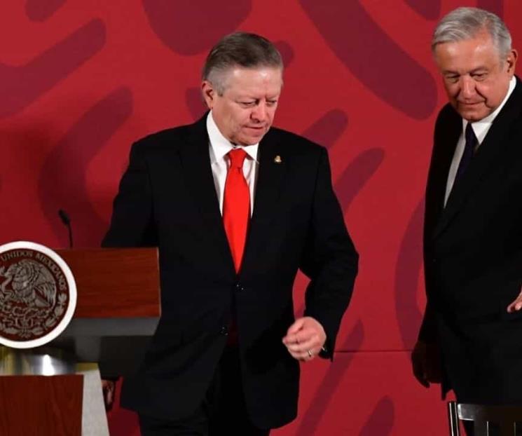AMLO y Zaldívar discrepan por prisión preventiva