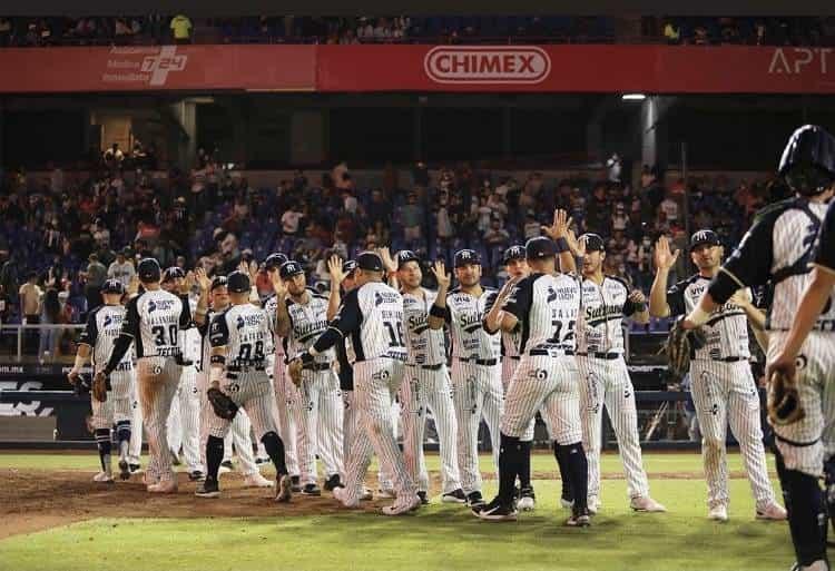 Gana Sultanes el primero a Yaquis