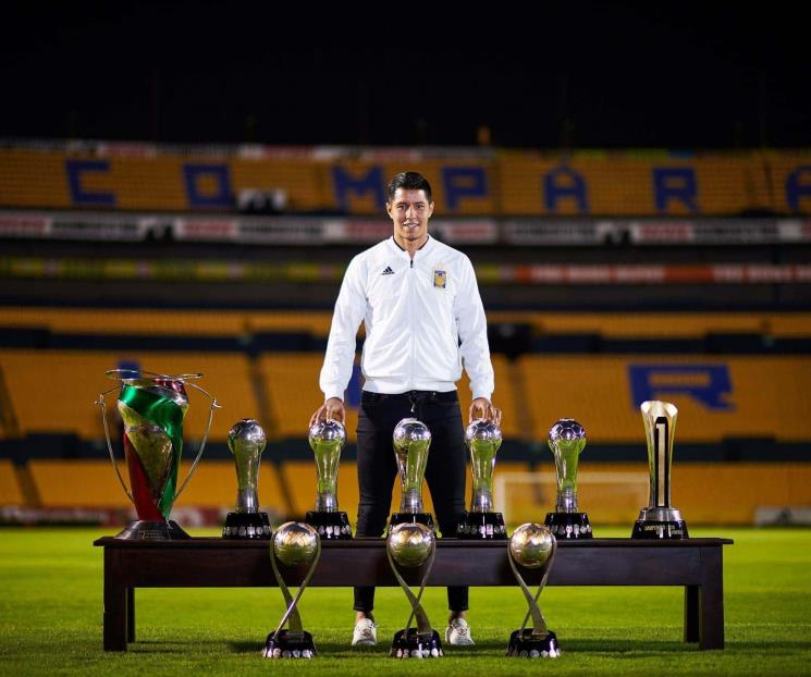 Destaca Tigres 15 años de carrera de Ayala