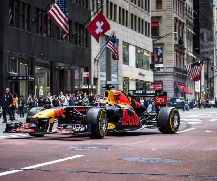 Tendrá Checo un RB7 para showrun en CDMX