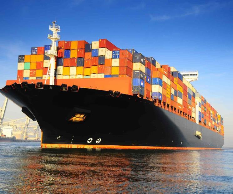 Desata vacunación en EU crisis de suministros