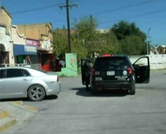 Hieren a mujer inocente en balacera