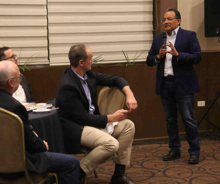 Presenta Escobedo el Plan de Desarrollo 2050 ante la CAINTRA