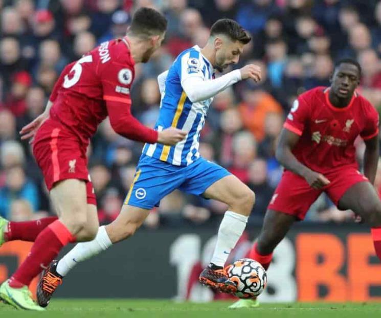 Pierde Liverpool ventaja y se aleja del Chelsea