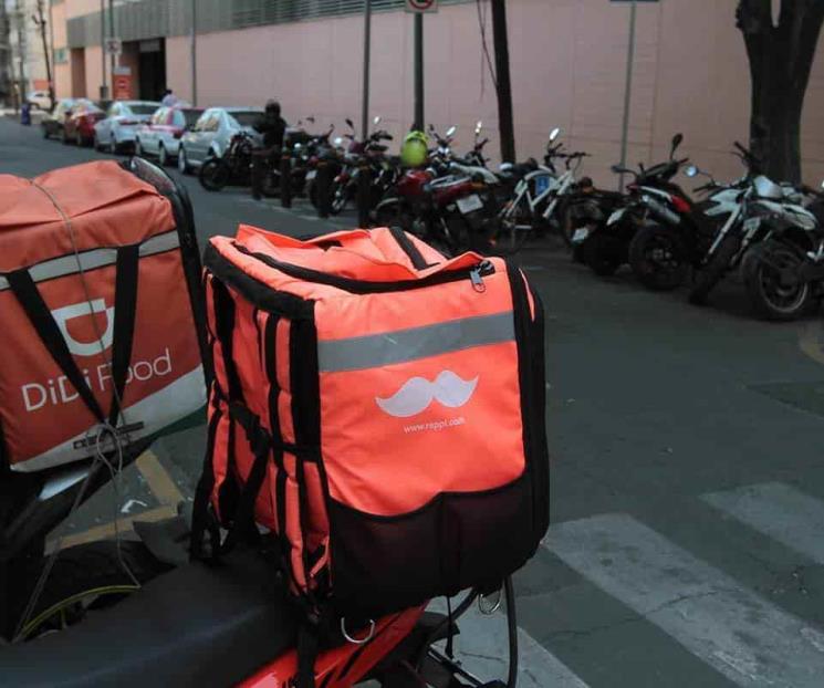 Convocan repartidores de plataformas a paro