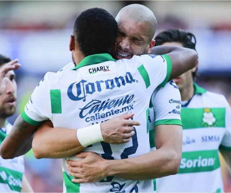 Santos coquetea con repesca