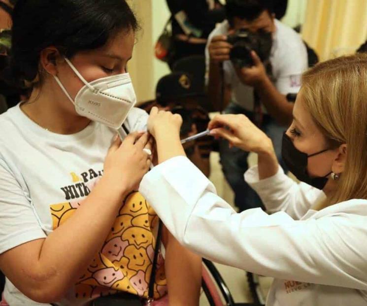 Arranca vacunación a menores con comorbilidades