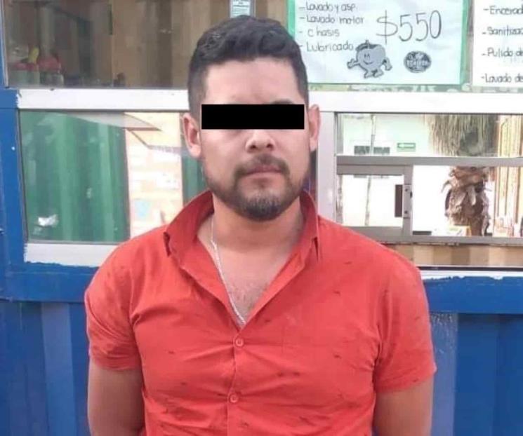 Se queda dormido al momento de robar; y lo detienen