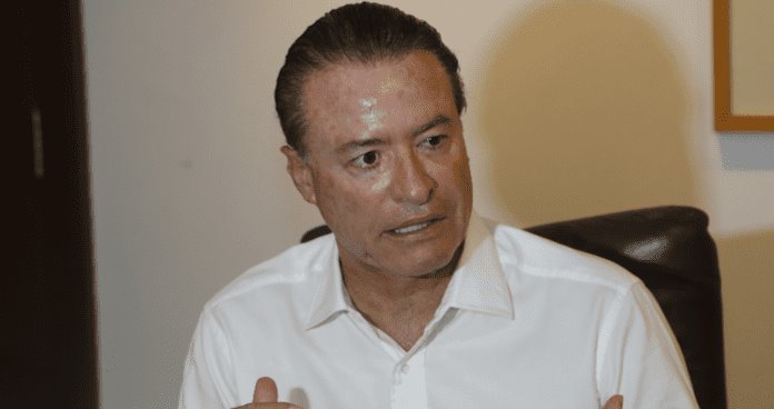 AMLO no pone condiciones de afiliación política a Quirino