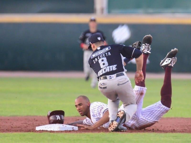 Se llevan Sultanes primero de serie ante Algodoneros