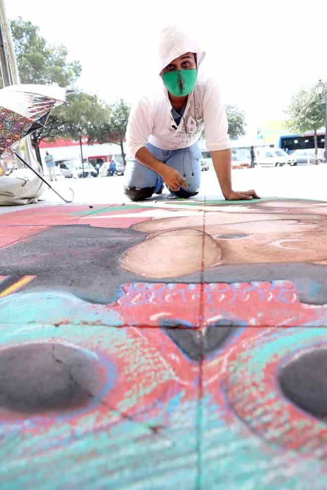 ‘Pintan’ arte urbano en Plaza de SN