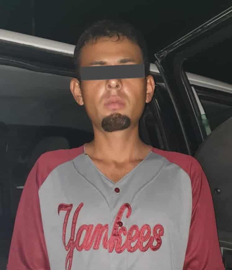 Viajaba en un automóvil con reporte de robo con violencia