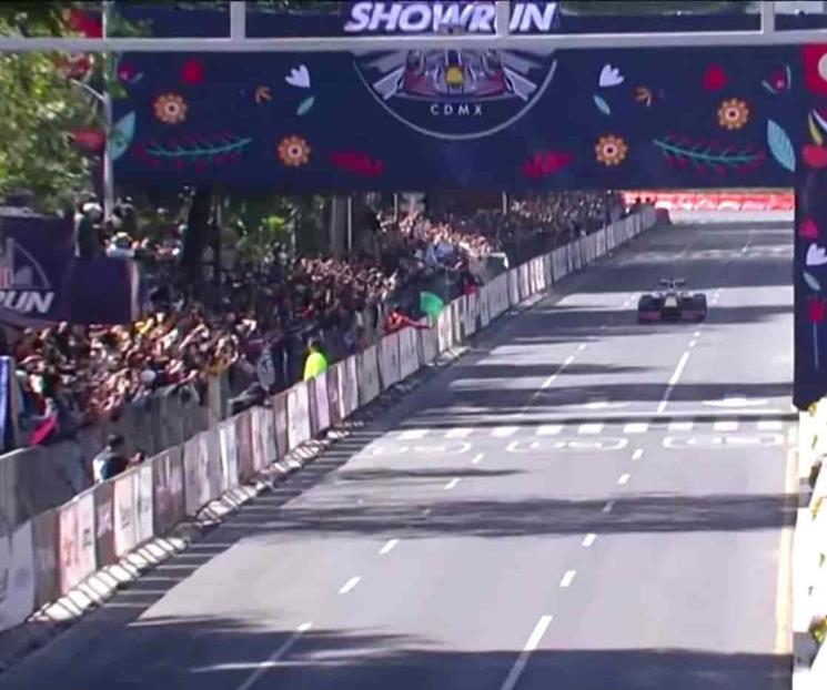 Velocidad, protestas, Cielito Lindo... ¡Show Run!