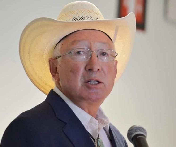 Expresa Ken Salazar preocupaciones sobre reforma eléctrica