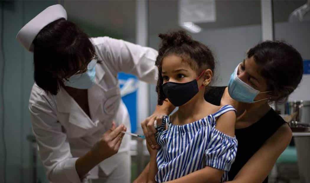 Niños no son prioridad de vacunación: OPS