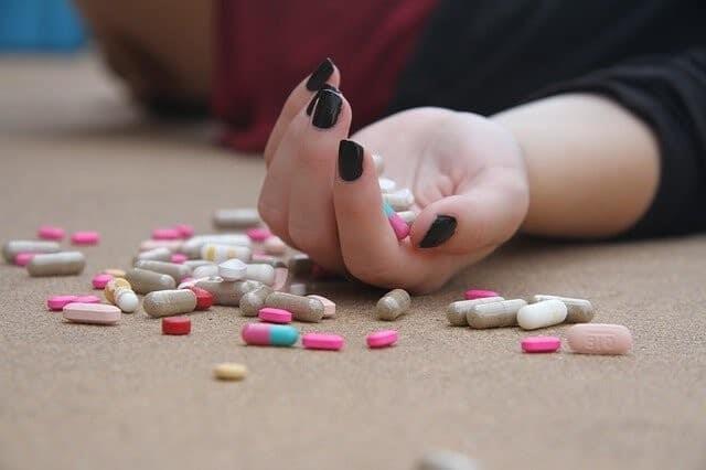 Inteligencia artificial ayudaría a prevenir suicidios